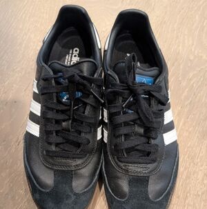 adidas samba Black